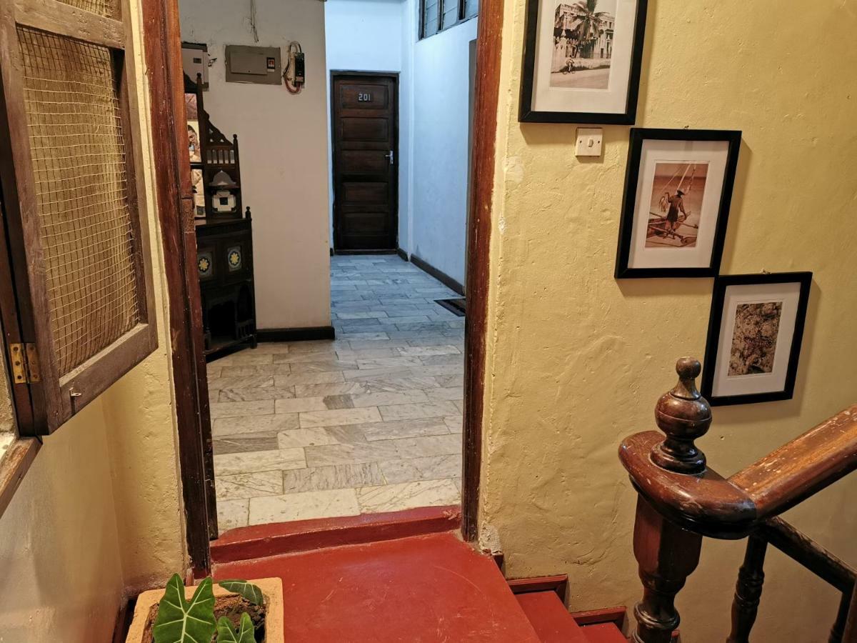 Crown Hotel Zanzibar Bagian luar foto